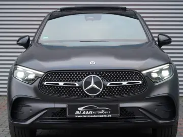 MERCEDES-BENZ GLC300d Coupe 4M AMG PREMIUM PLUS PANO DESIGNO