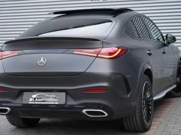 MERCEDES-BENZ GLC300d Coupe 4M AMG PREMIUM PLUS PANO DESIGNO