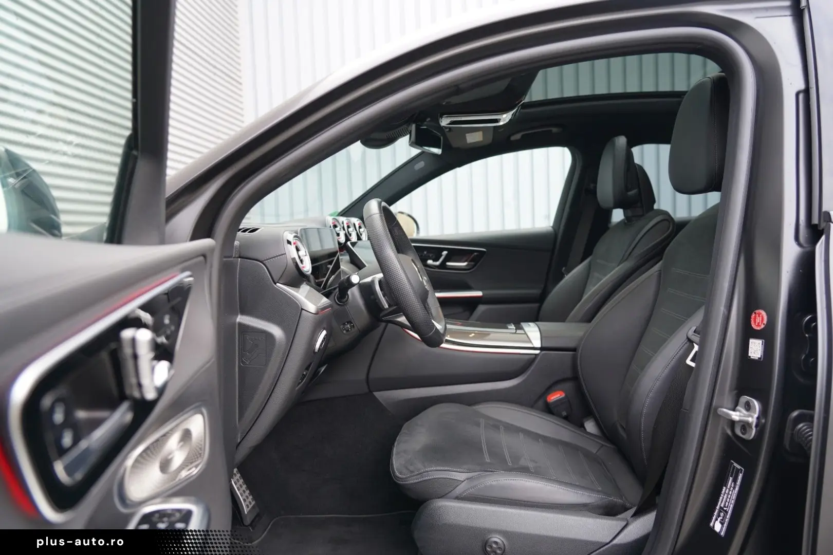 MERCEDES-BENZ GLC300d Coupe 4M AMG PREMIUM PLUS PANO DESIGNO