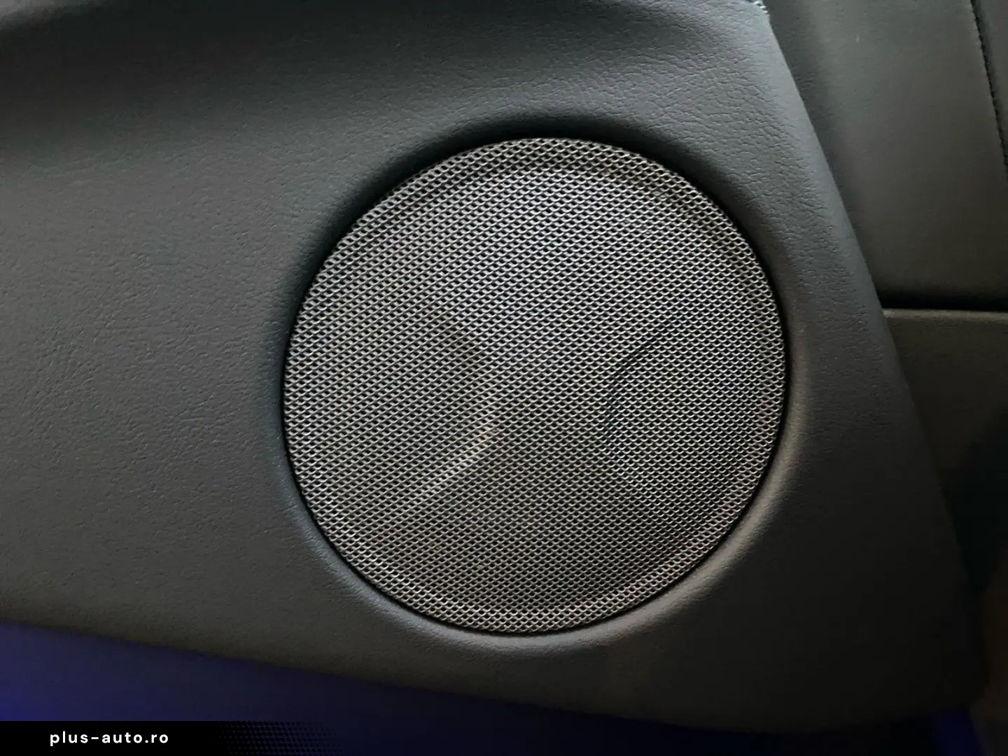 BMW XM 23'' AHK DA Prof PA  Massage Soft-Close H K