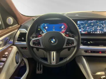 BMW XM 50e Individual Mora met. AHK 23 LMR Autobahna