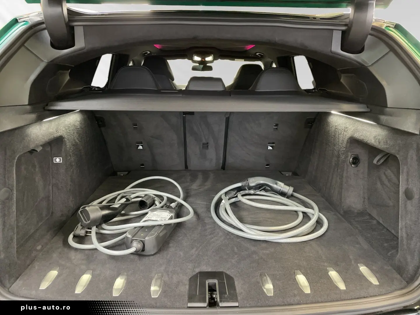 BMW XM 50e AHK Harman Kardon Massage 22 LM