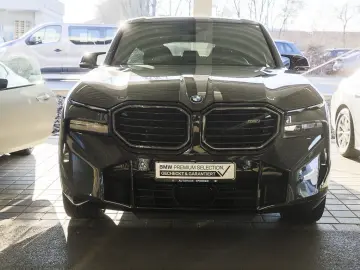 BMW XM 23 Zoll M Fahrwerk Prof AHK Massage