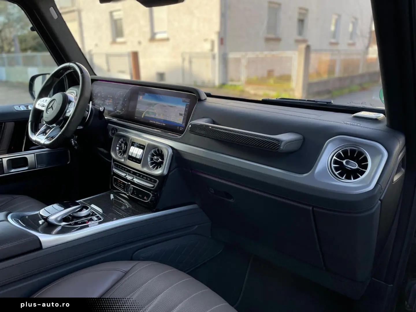 MERCEDES-BENZ G 63 AMG  Performance