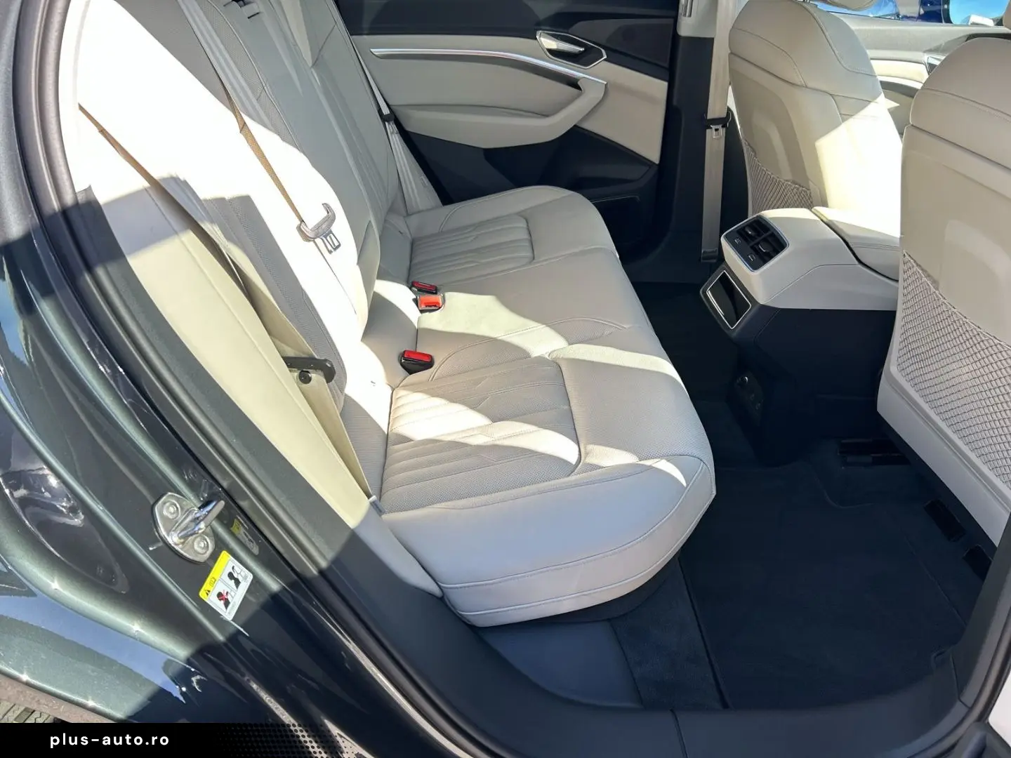 AUDI Q8 Sportback 55 e-tron advanced qu Matrix B&O Na