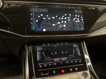AUDI Q8 50 TDI qu.tiptr. LED 360 K NAVI HUD AIR