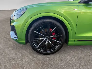 AUDI Q8 50 TDI qu. Tiptr. S-Line Selection  AHK Matri