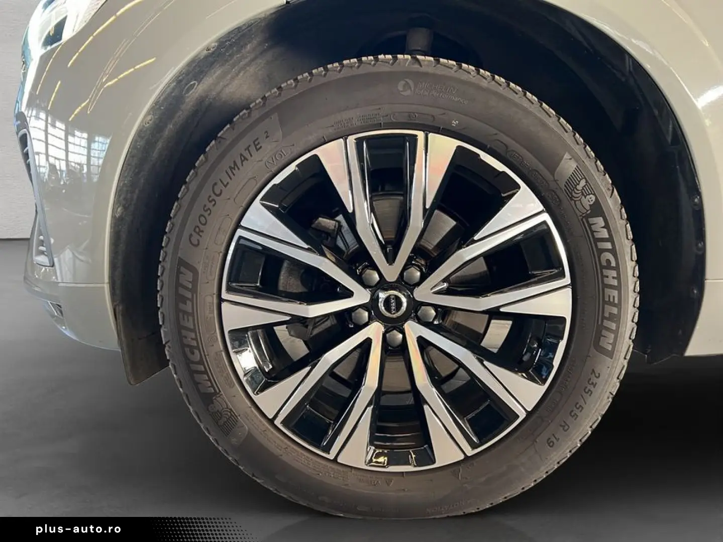 VOLVO XC60 B5 AWD Aut Lederpolsterung Hell Beige UA00