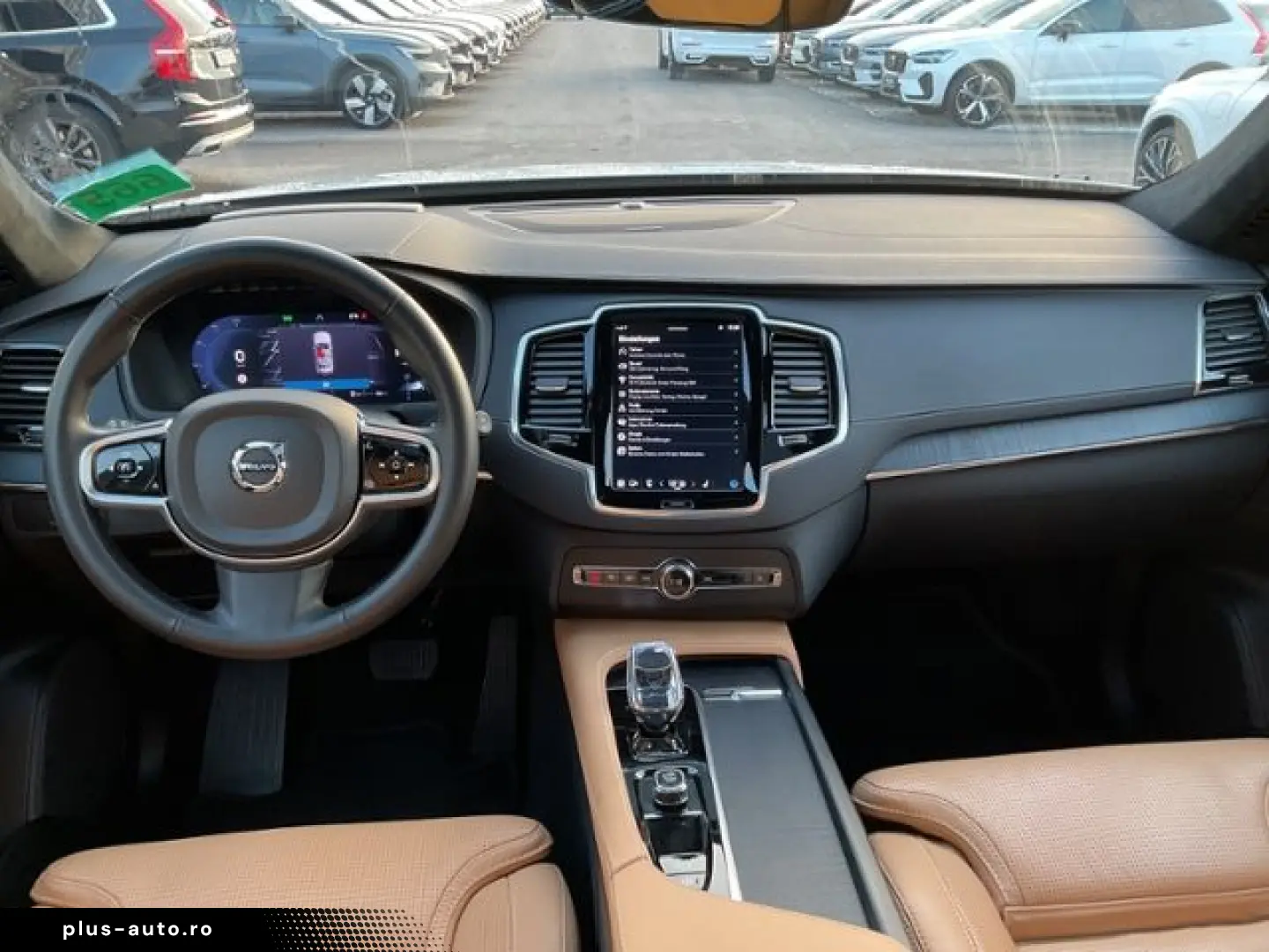 VOLVO XC90 B5 Ultimate Bright 7Sitz LUFTFW PANO HUD 22