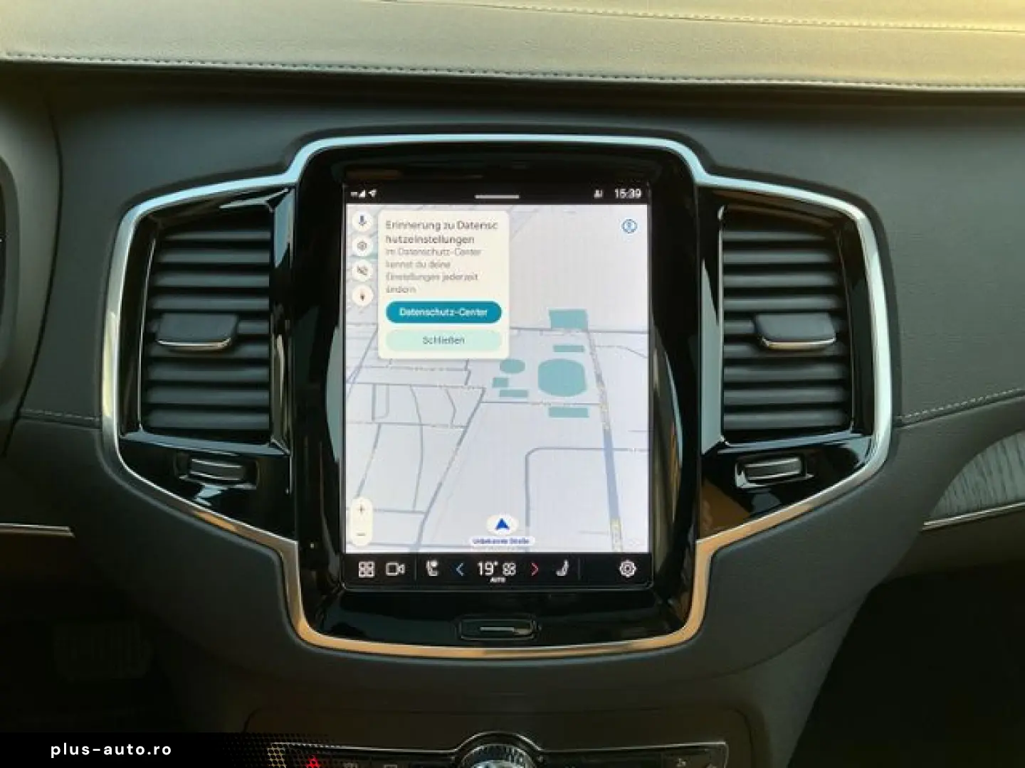 VOLVO XC90 B5 Ultimate Bright 7Sitz LUFTFW PANO HUD 22