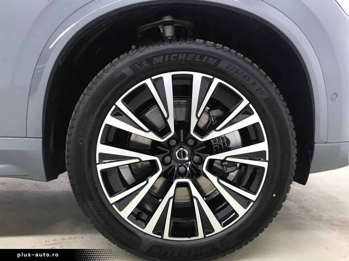 VOLVO XC90 T8 Recharge AWD Ultimate Dark 20  AHK 360