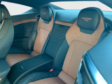 BENTLEY New Continental GT V8