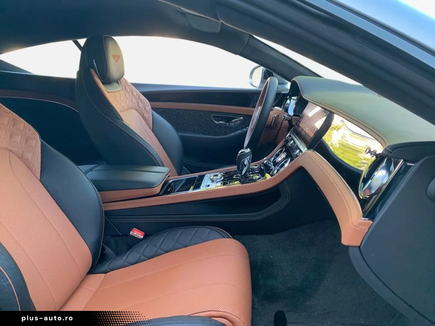 BENTLEY New Continental GT V8