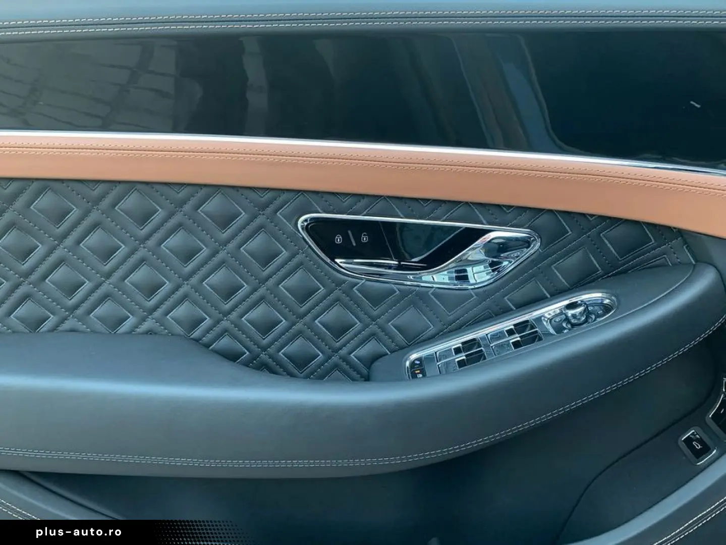 BENTLEY New Continental GT V8