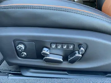 BENTLEY New Continental GT V8