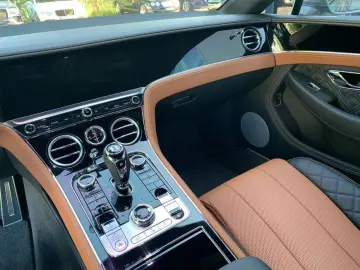 BENTLEY New Continental GT V8