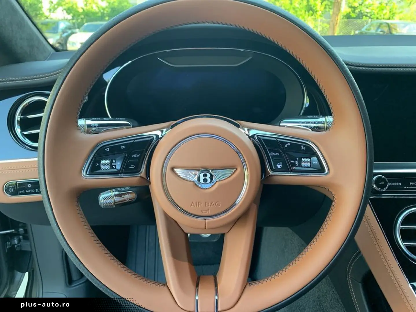 BENTLEY New Continental GT V8