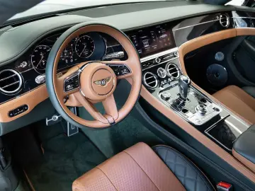 BENTLEY New Continental GT V8
