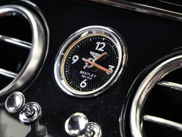BENTLEY New Continental GT V8