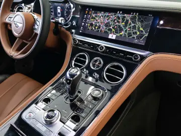 BENTLEY New Continental GT V8