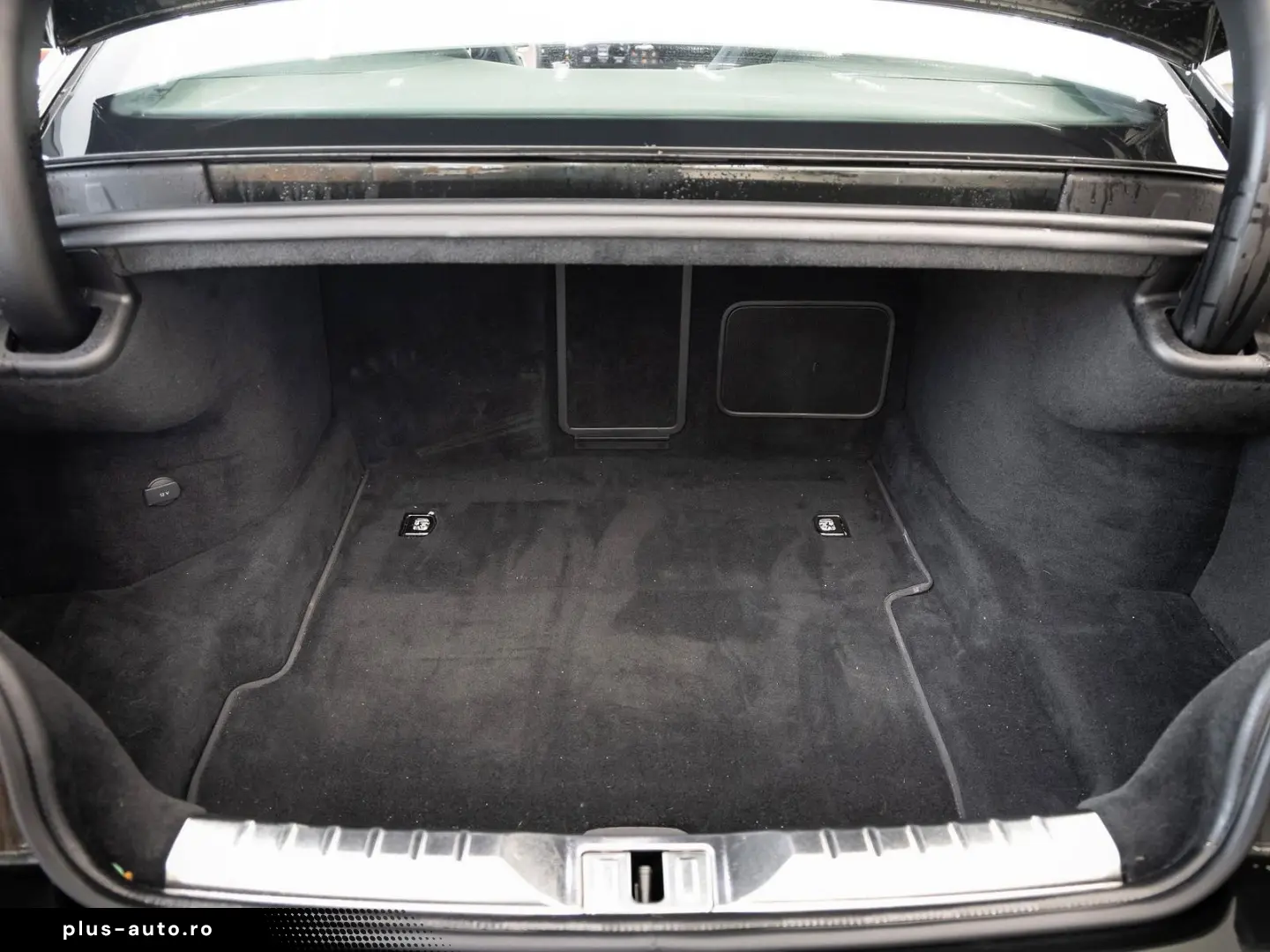 BENTLEY New Continental GT V8