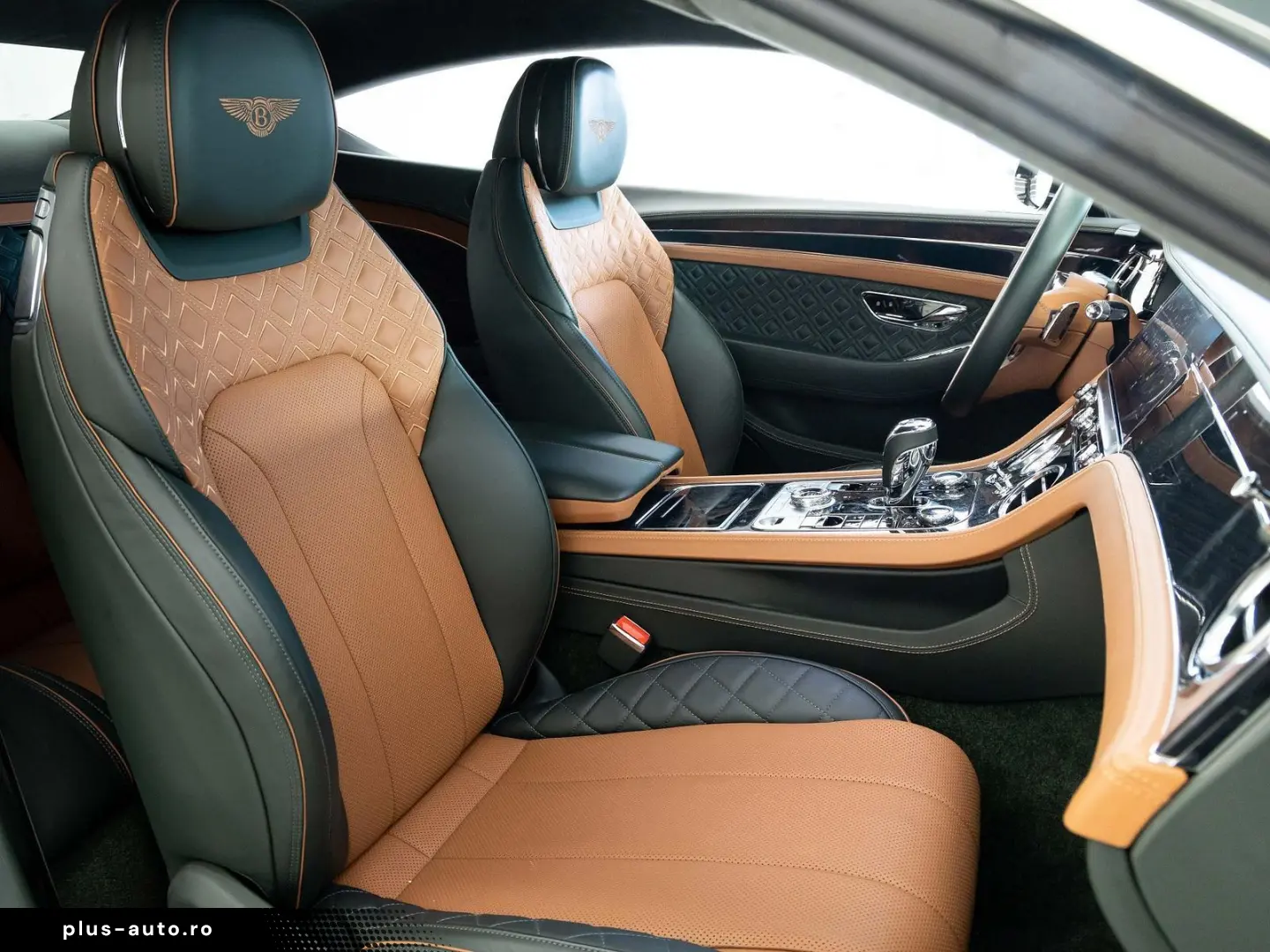 BENTLEY New Continental GT V8