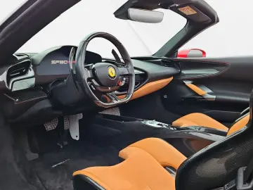 FERRARI SF90 Spider ASSETTO SURRVIEW JBL ADAS RACE STS