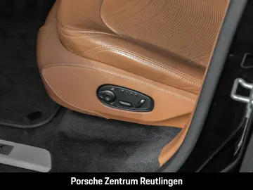 ASTON MARTIN DBX V8 4.0 360-Kamera Sitzbelüftung Sattelbraun