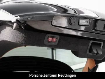 ASTON MARTIN DBX V8 4.0 360-Kamera Sitzbelüftung Sattelbraun