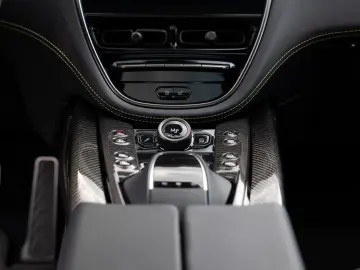 ASTON MARTIN DBX707   AMR23 Pack   Ext. Pack Twill CF Upper