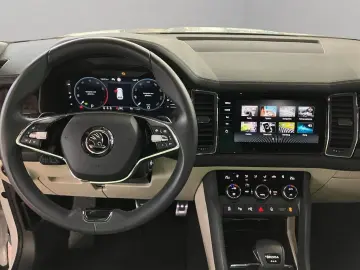 SKODA Kodiaq L&K 4x4 TSI DSG Navi AHK Matrix-LED