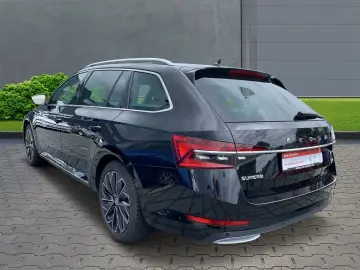 SKODA Superb Combi L&K 4x4 2.0 TDI elektr.Panoramadach