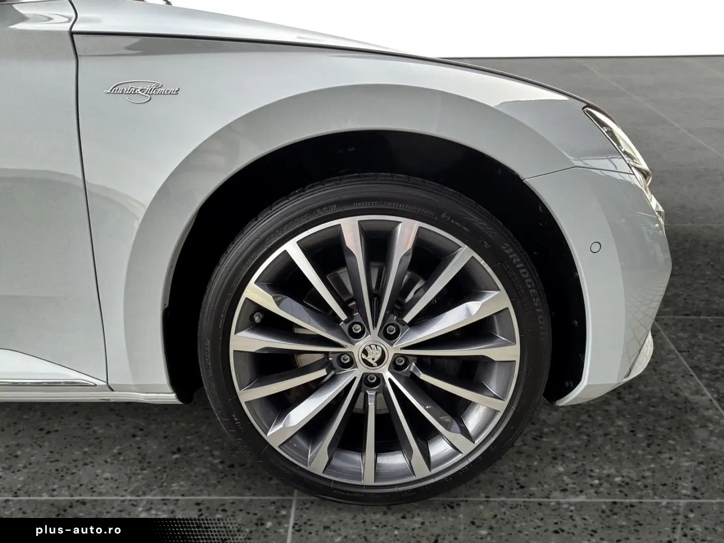 SKODA Superb 2.0 TSI 280 DSG L&K 4x4