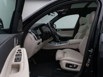 BMW X5 xD45e M Sport 360 Panorama Laser HUD DAB H K