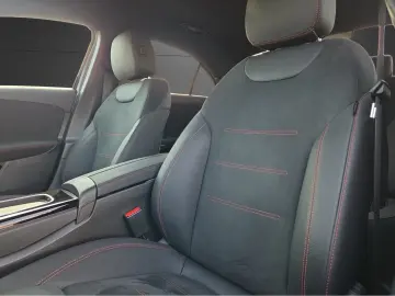 MERCEDES-BENZ A 250 4M Lim AMG PREMIUM