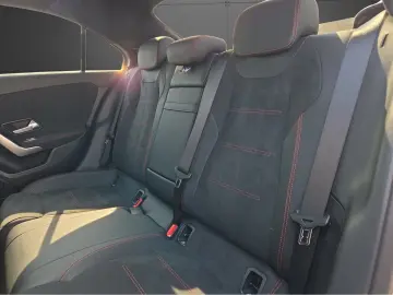 MERCEDES-BENZ A 250 4M Lim AMG PREMIUM