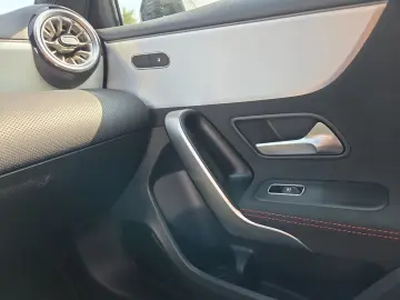 MERCEDES-BENZ A 250 4M Lim AMG PREMIUM