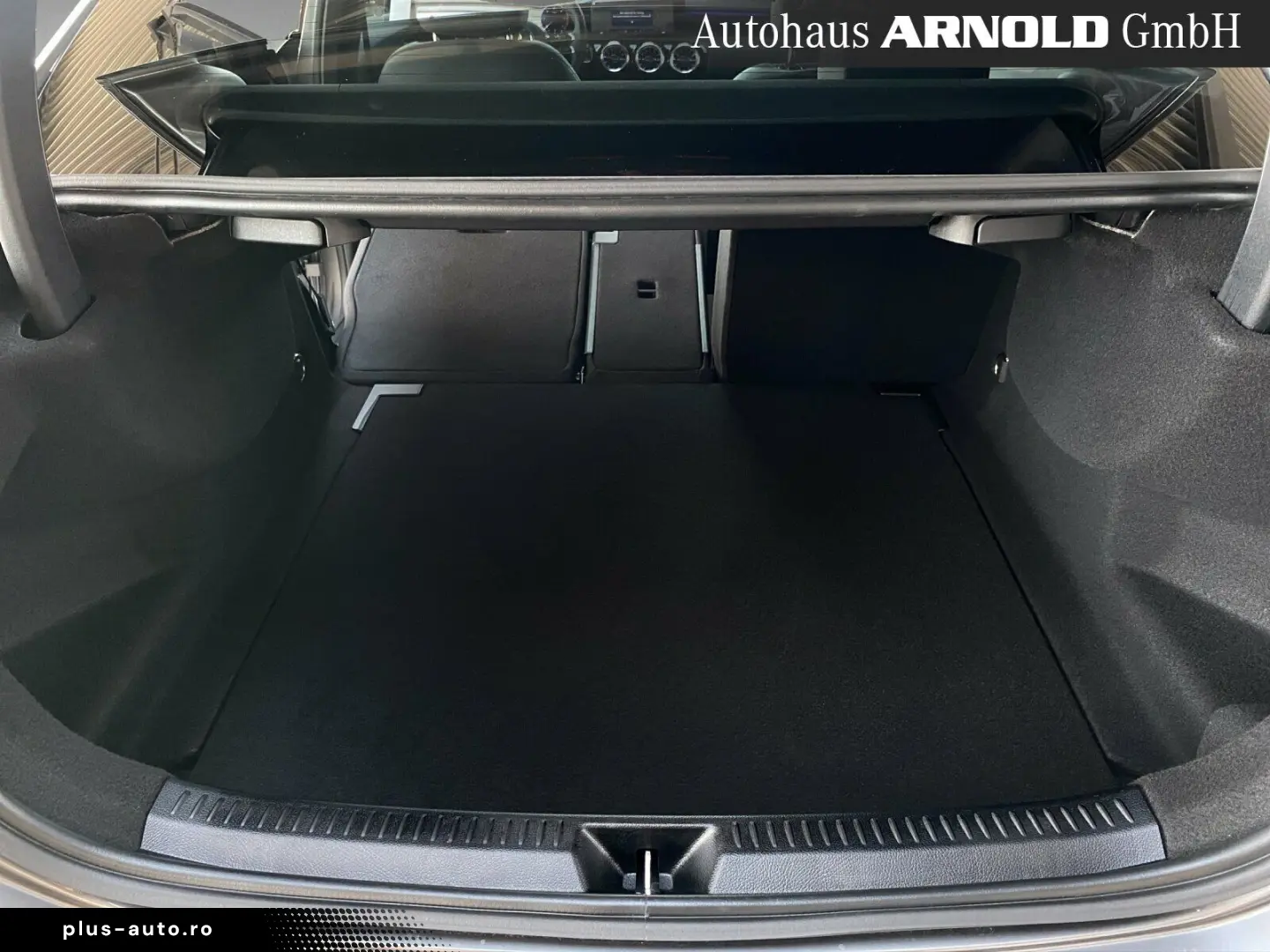 MERCEDES-BENZ A 220 4M Limousine AMG L