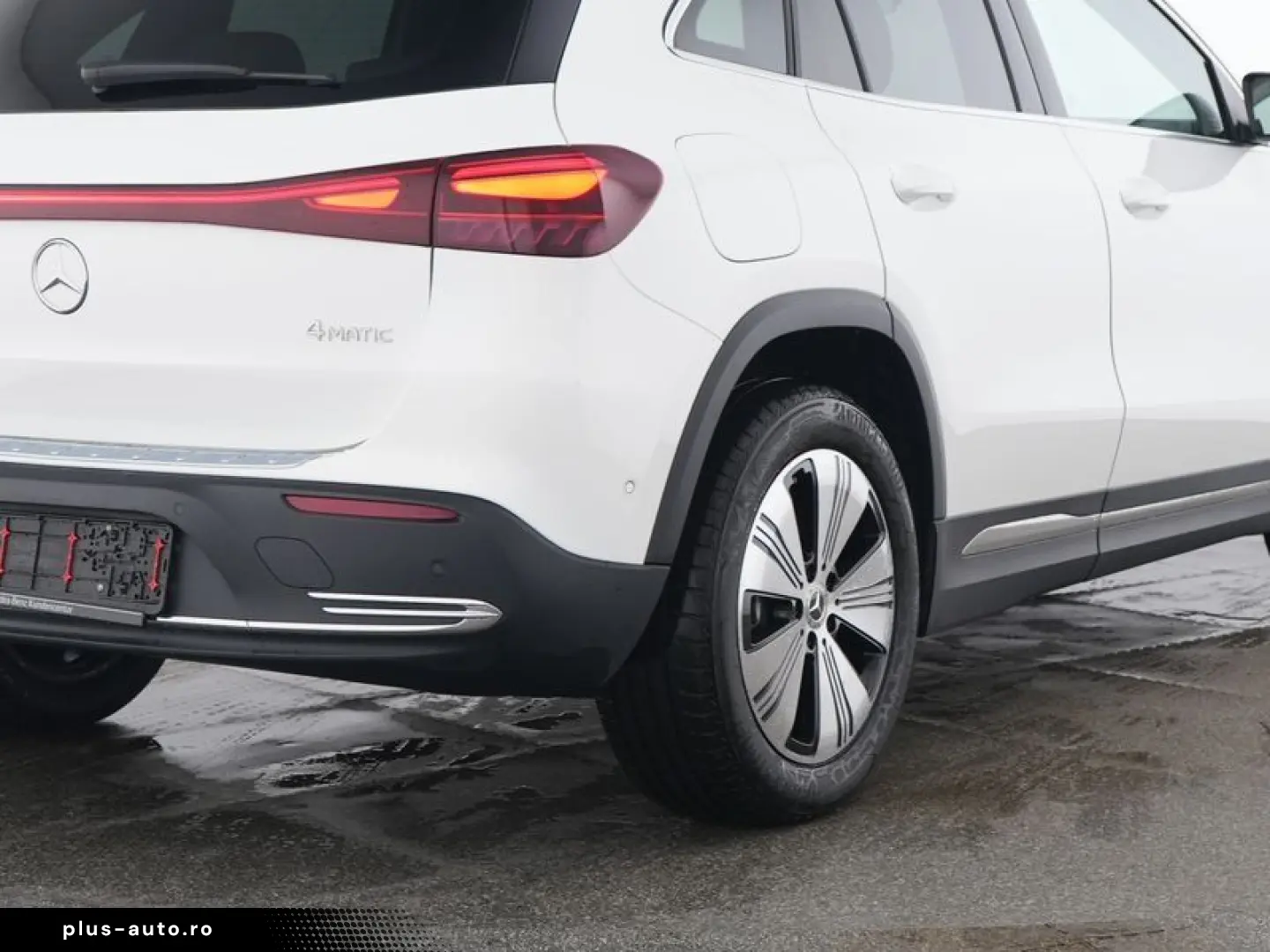 MERCEDES-BENZ EQA 300 4M Progressive-Advanced LED Ka&hellip;