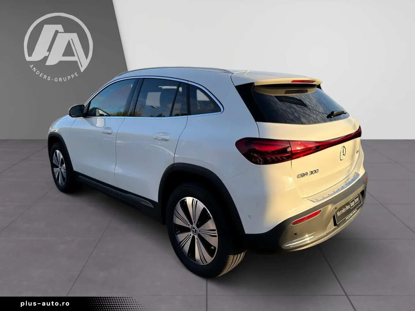 MERCEDES-BENZ EQA 300 4M Progressive Adv MBUX Pano L&hellip;