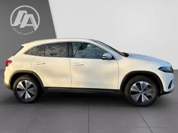 MERCEDES-BENZ EQA 300 4M Progressive Adv MBUX Pano L&hellip;