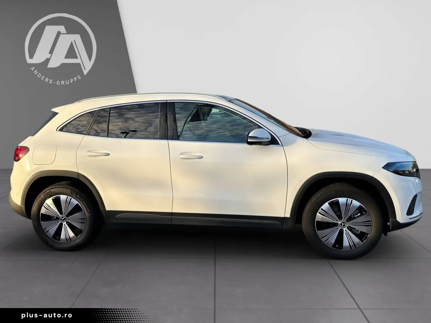 MERCEDES-BENZ EQA 300 4M Progressive Adv MBUX Pano L&hellip;