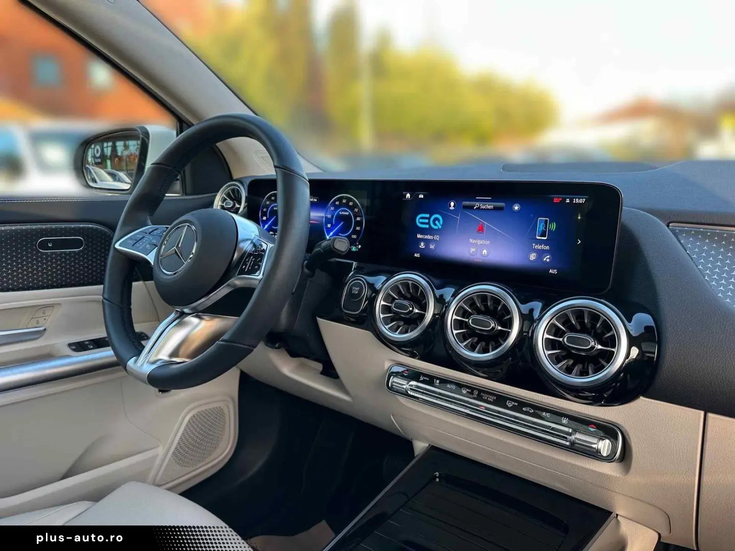 MERCEDES-BENZ EQA 300 4M Progressive Adv MBUX Pano L&hellip;