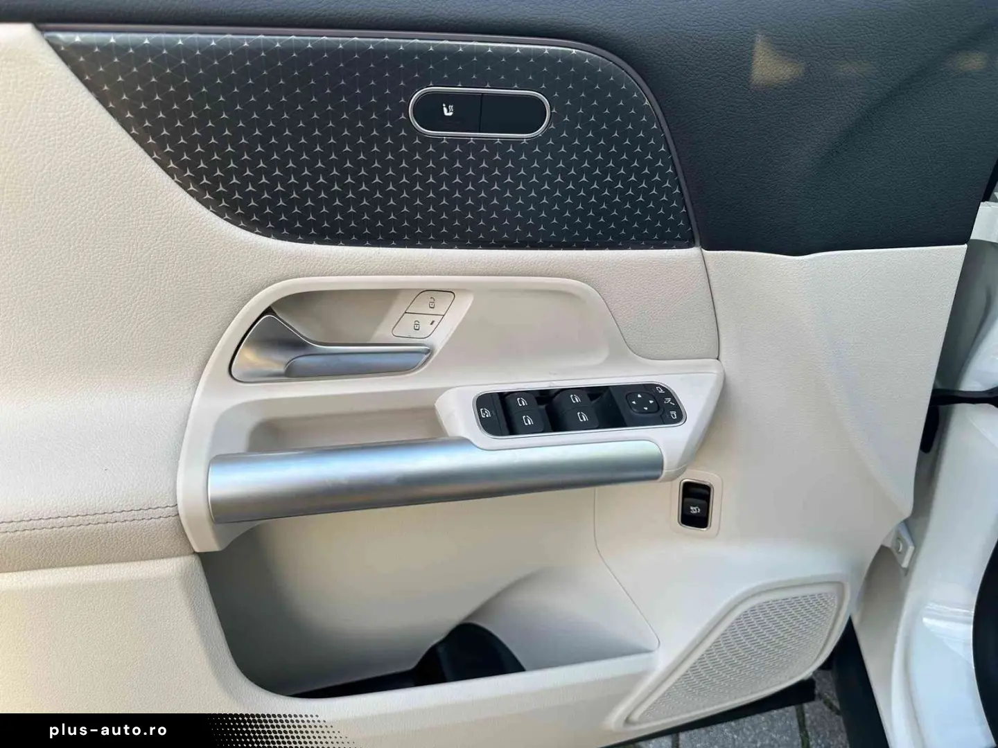 MERCEDES-BENZ EQA 300 4M Progressive Adv MBUX Pano L&hellip;