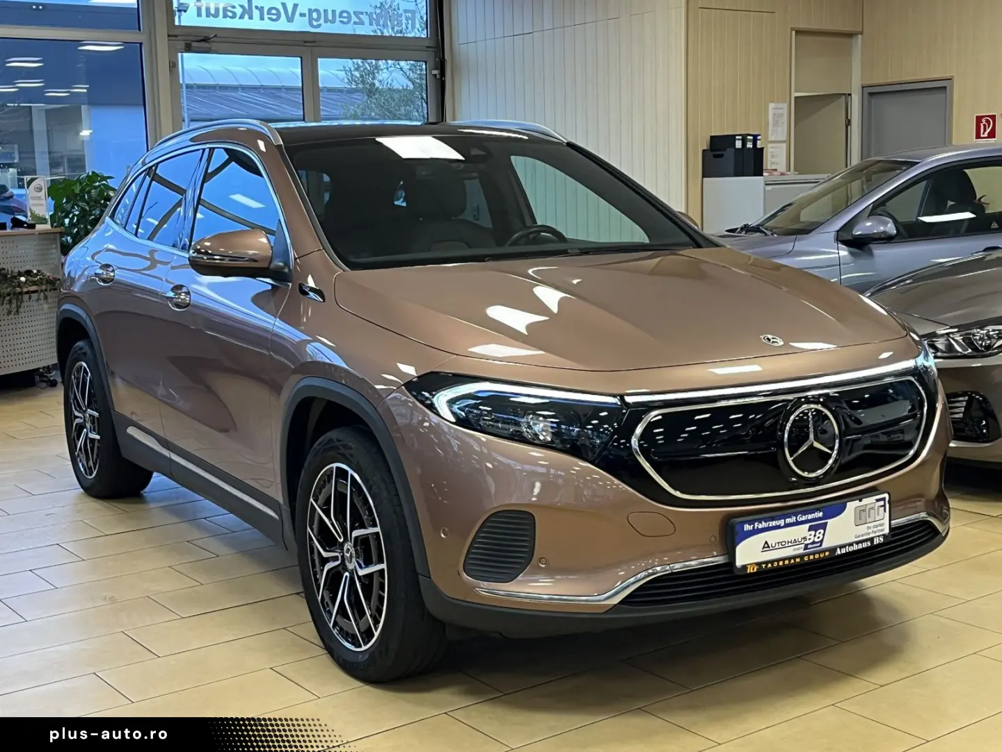 MERCEDES-BENZ EQA 300 4M Pano ACC 360cam Ambiente Me&hellip;