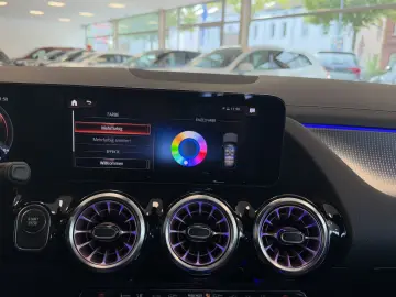 MERCEDES-BENZ EQA 300 4M Pano ACC 360cam Ambiente Me&hellip;