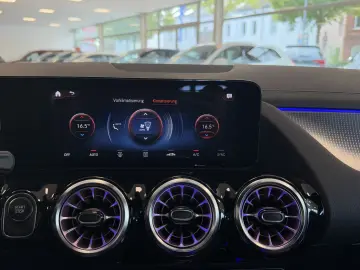 MERCEDES-BENZ EQA 300 4M Pano ACC 360cam Ambiente Me&hellip;