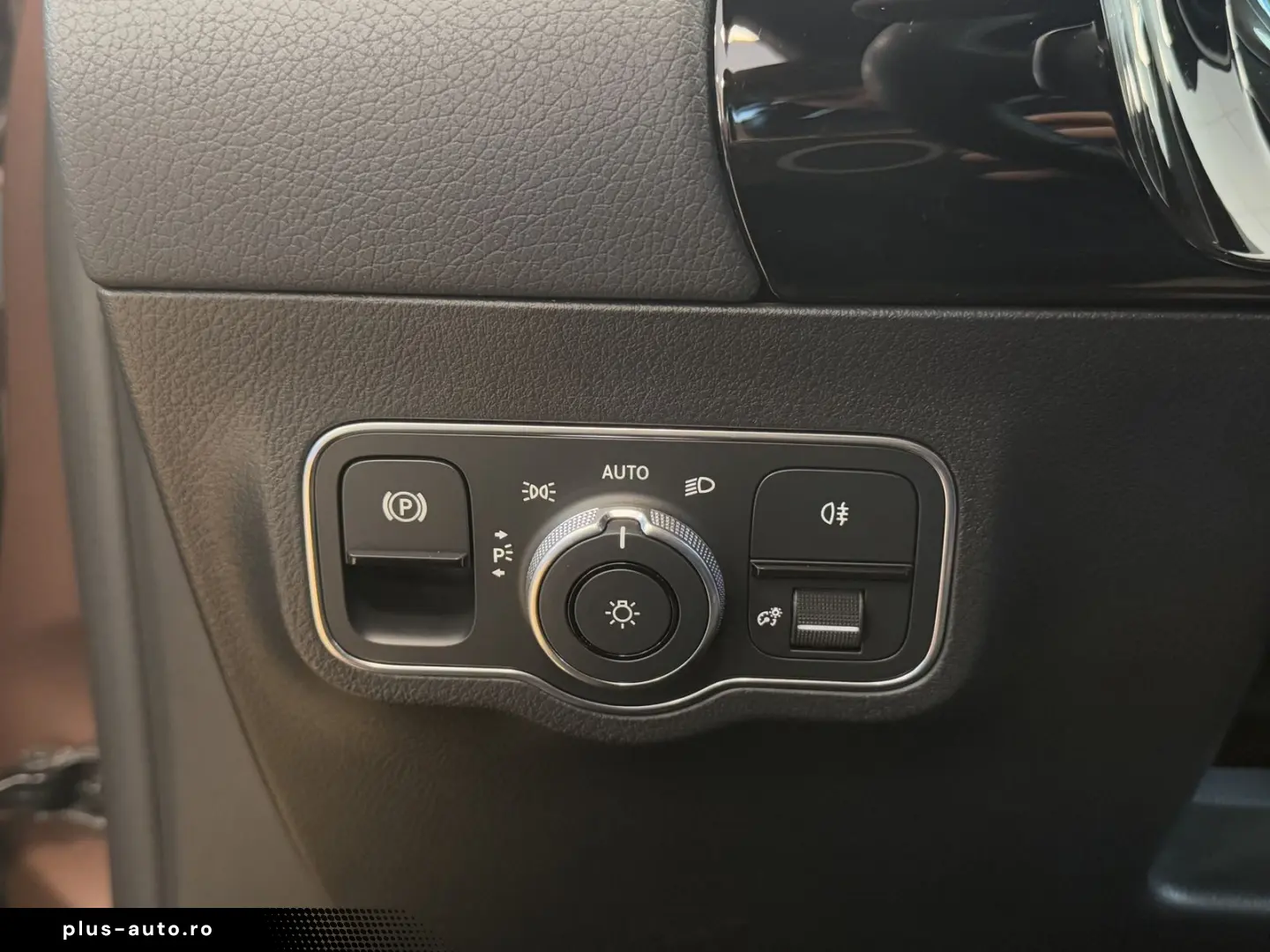 MERCEDES-BENZ EQA 300 4M Pano ACC 360cam Ambiente Me&hellip;