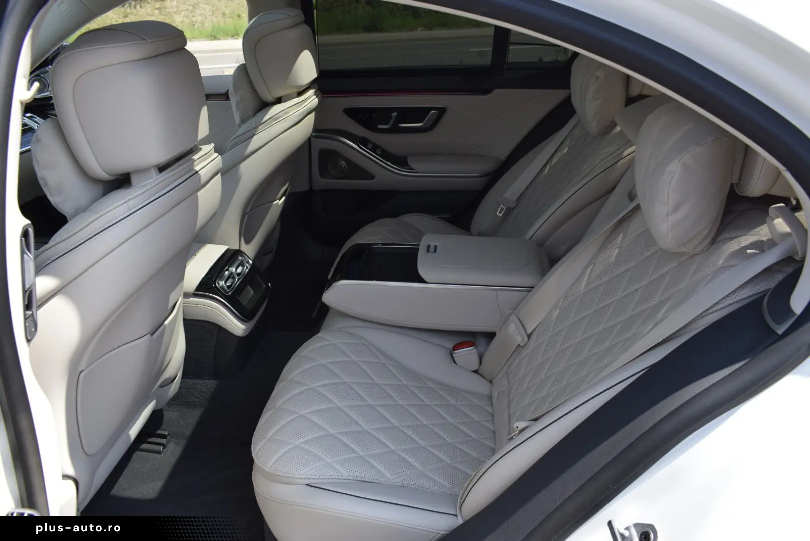 MERCEDES-BENZ S 580 4M Soft Close 4D Burm Mass 2xAMG Nightp