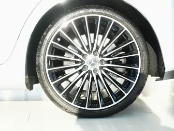 MERCEDES-BENZ CLS 450 4Matic AMG-LINE